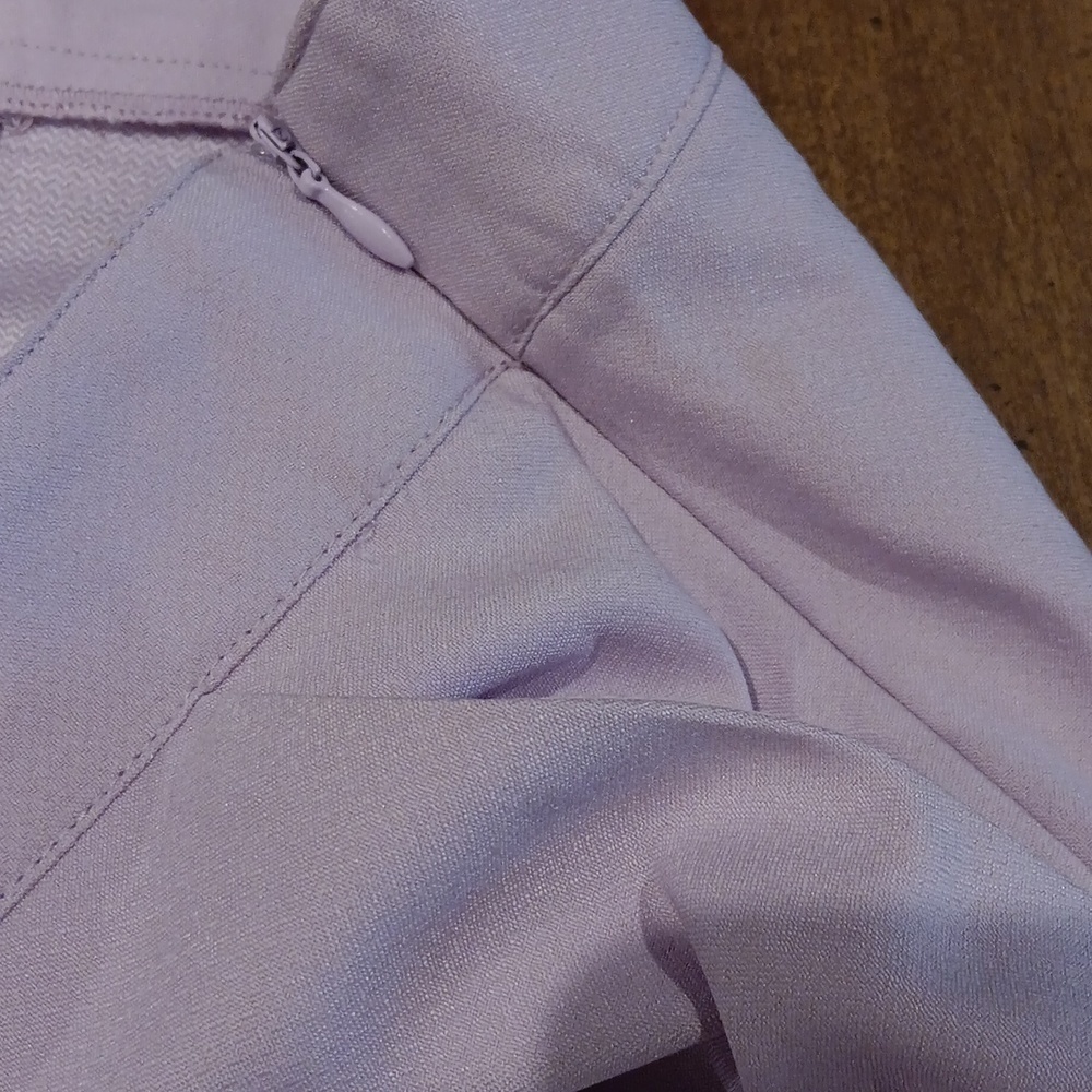 MISSGUIDED  shorts. Size 4 - Picture 5 of 6